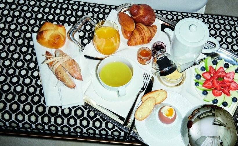 חדר דלוקס, Sofitel Lafayette Square Washington Dc