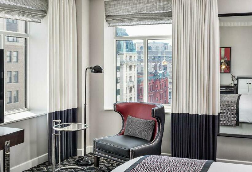 חדר דחוקס עם מיטת קינג, Sofitel Lafayette Square Washington Dc