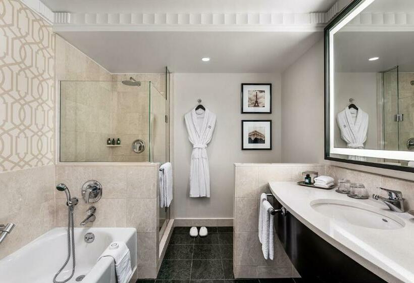 스탠다드 룸 킹사이즈 침대, Sofitel Lafayette Square Washington Dc