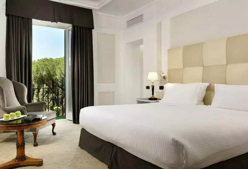 デラックスルーム, Splendide Royal   The Leading Hotels Of The World