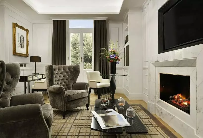 スイート, Splendide Royal   The Leading Hotels Of The World