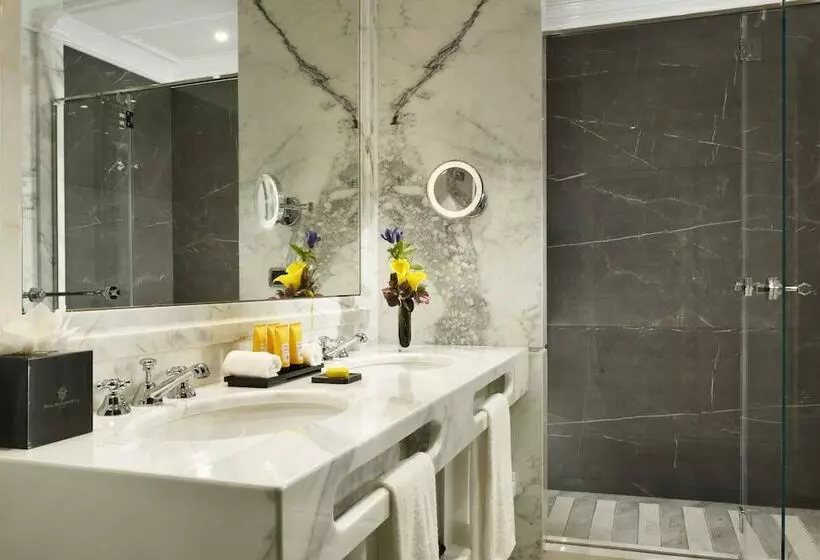 スイート, Splendide Royal   The Leading Hotels Of The World
