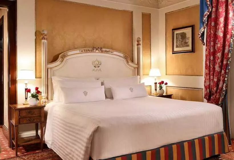 スーペリアールーム, Splendide Royal   The Leading Hotels Of The World