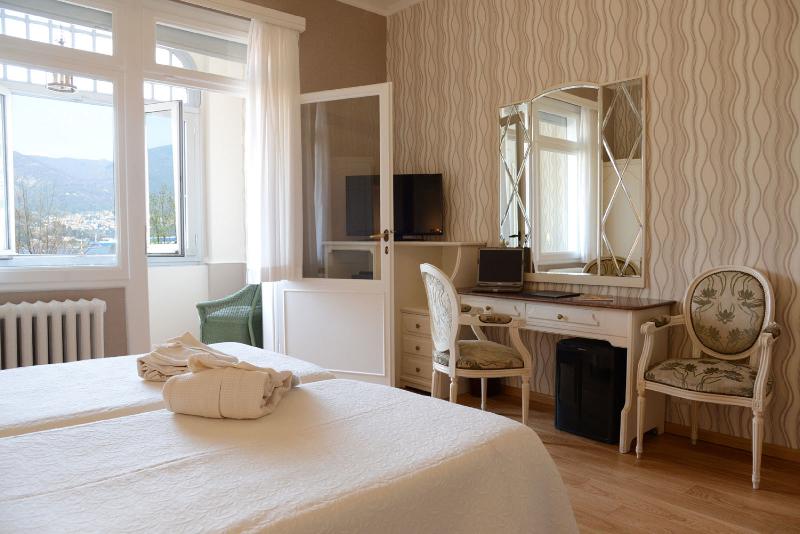 Quarto Superior, Splendide Royal   The Leading Hotels Of The World