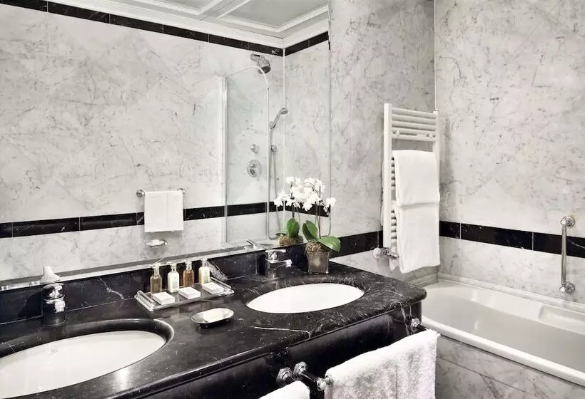 スーペリアールーム, Splendide Royal   The Leading Hotels Of The World