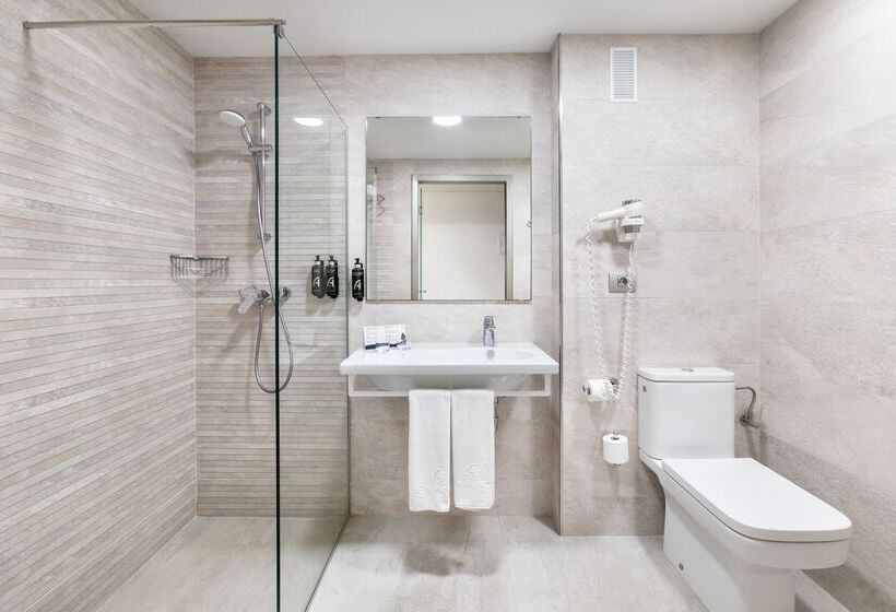 غرفة قياسية, Alexandre Hotel Troya