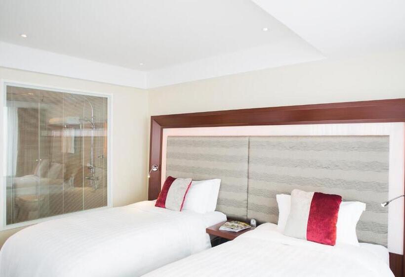 اتاق استاندارد, Novotel Atlantis Shanghai   Breakfast In The Clouds With River View In The Revolving Restaurant