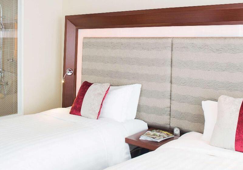 اتاق استاندارد, Novotel Atlantis Shanghai   Breakfast In The Clouds With River View In The Revolving Restaurant