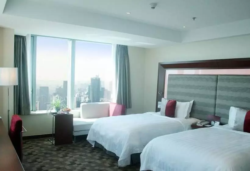 スタンダードルーム, Novotel Atlantis Shanghai   Breakfast In The Clouds With River View In The Revolving Restaurant