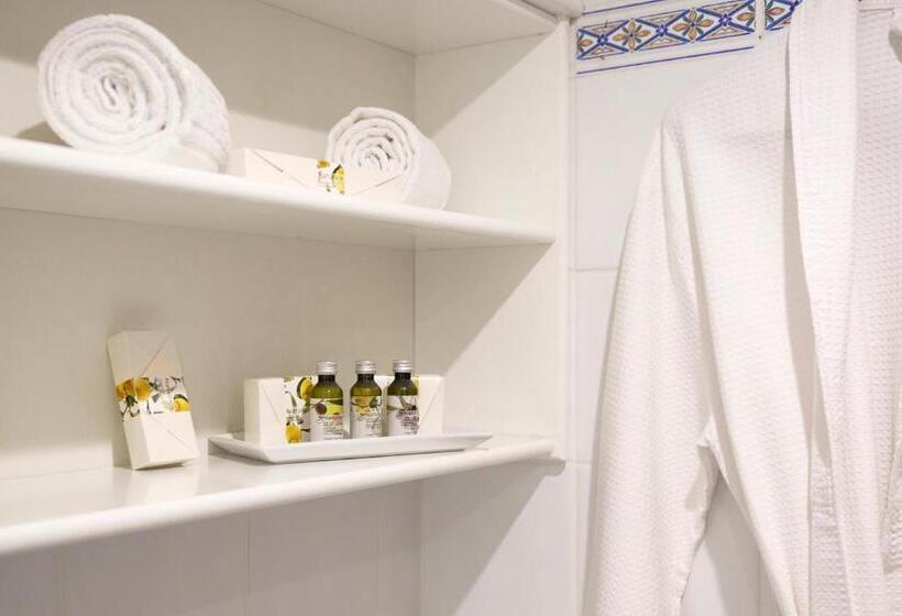 جناح, Precise Resort Tenerife