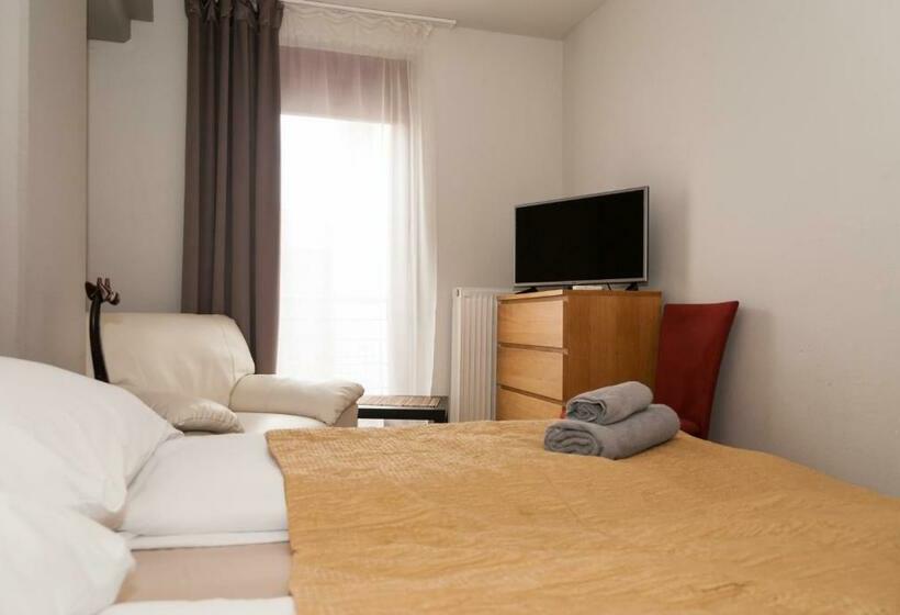 חדר סטודיו סטנדרד, Anva House