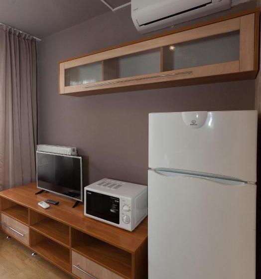 デラックススタジオ, Anva House