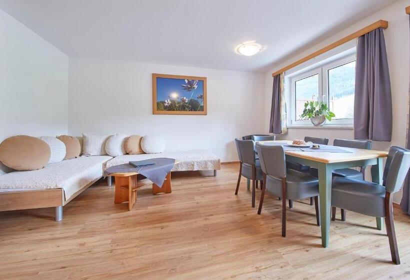 شقة غرفة نوم واحدة مزودة بشُرفة, Am Zwölferkogel Appartements