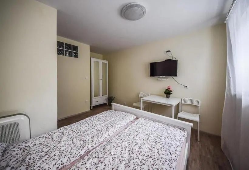 اتاق استاندارد, Apartments Maria