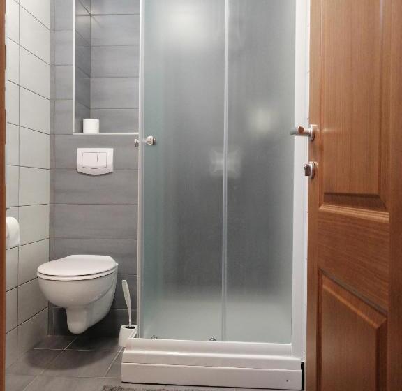 اتاق استاندارد با سرویس بهداشتی مشترک, Apartments Maria