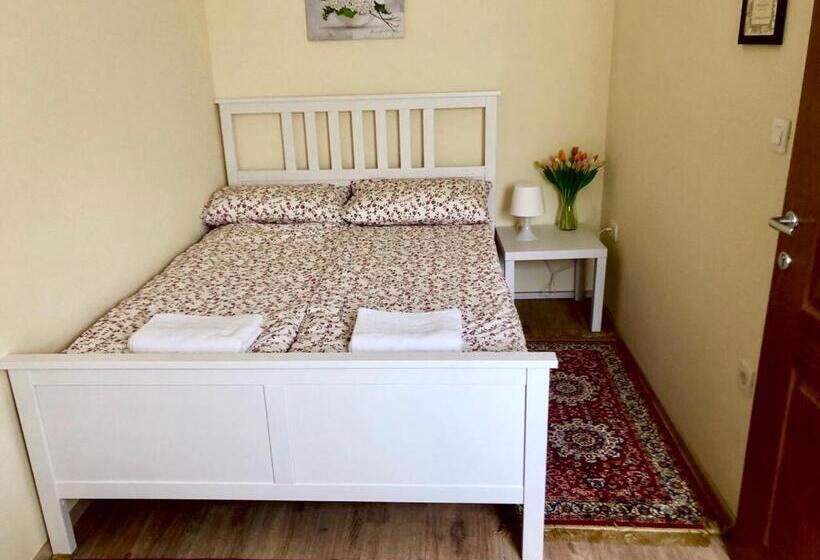 اتاق استاندارد با سرویس بهداشتی مشترک, Apartments Maria