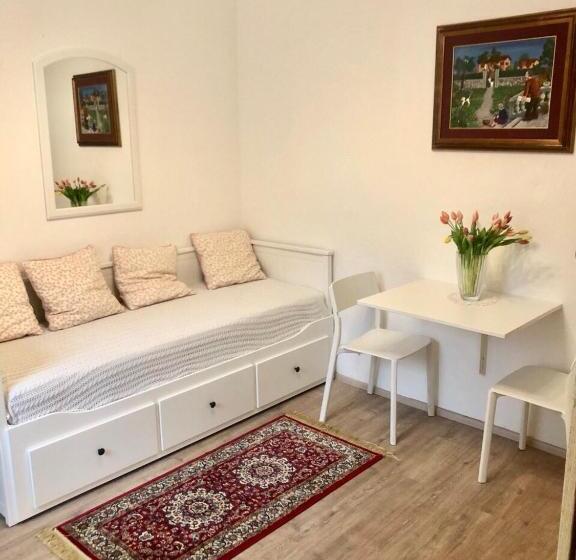 آپارتمان 1 خوابه, Apartments Maria