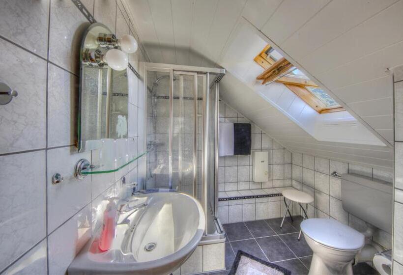 شقة غرفة واحدة, Ferienhaus Anne Und Weingut Willi Fett