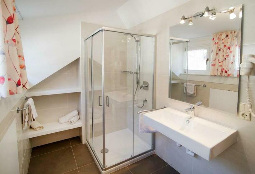 סוויטה משפחתית, Garni Gartenheim