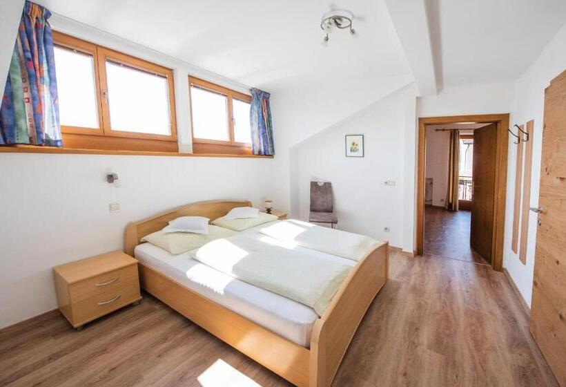 סוויטה משפחתית, Garni Gartenheim