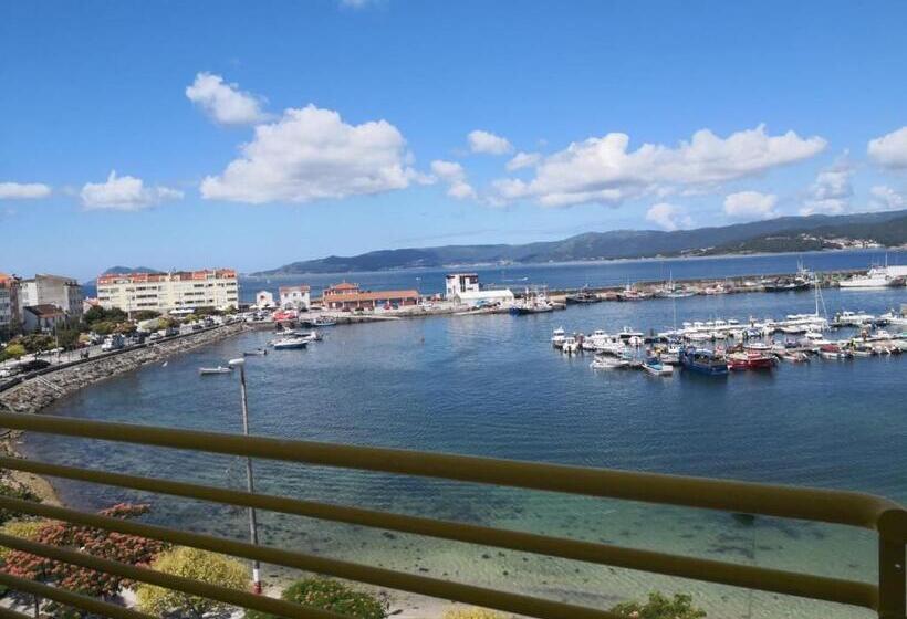 Номер Deluxe Вид на Море с Балконом, Hostal Portofino