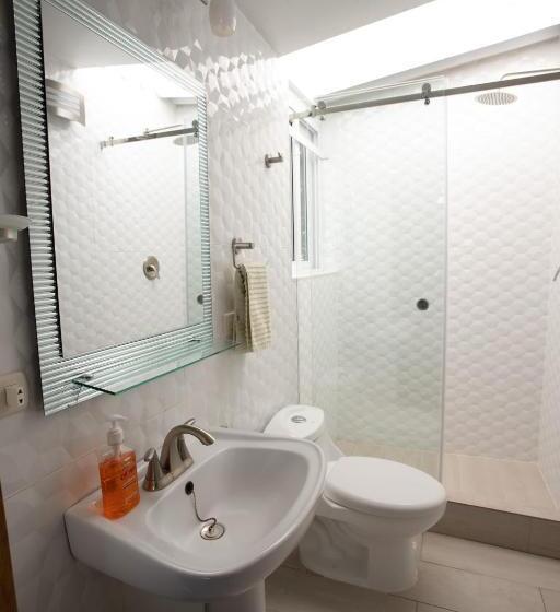Standard studio with lake view, Lake Front Suite At Los Elementos