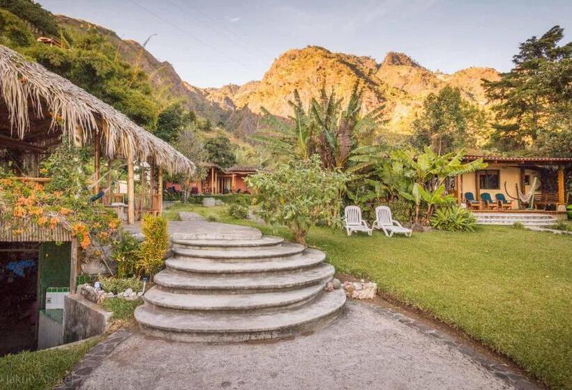 Standard studio with lake view, Lake Front Suite At Los Elementos