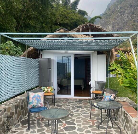 Standard studio with lake view, Lake Front Suite At Los Elementos