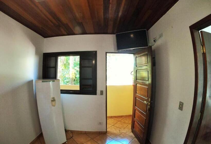이코노미 룸, Pousada Recanto Itaguá