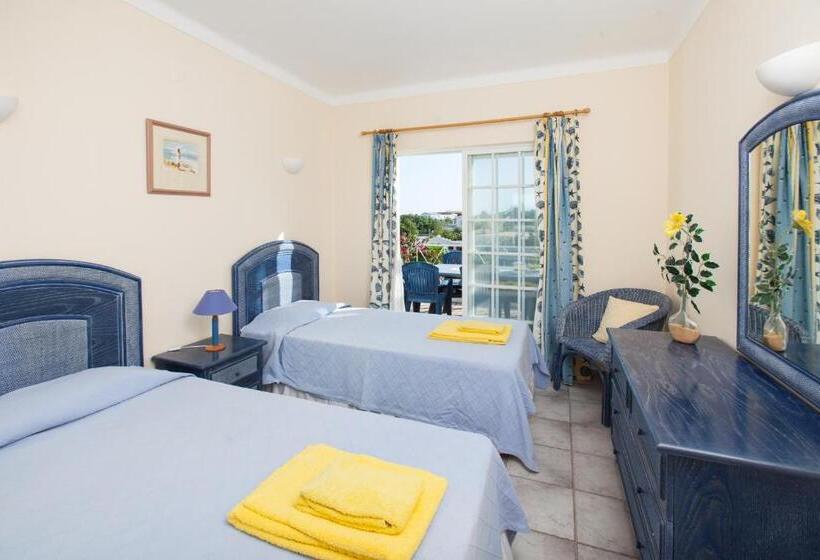 ویلای 3 خوابه با چشمانداز باغ, Quinta Do Rosal