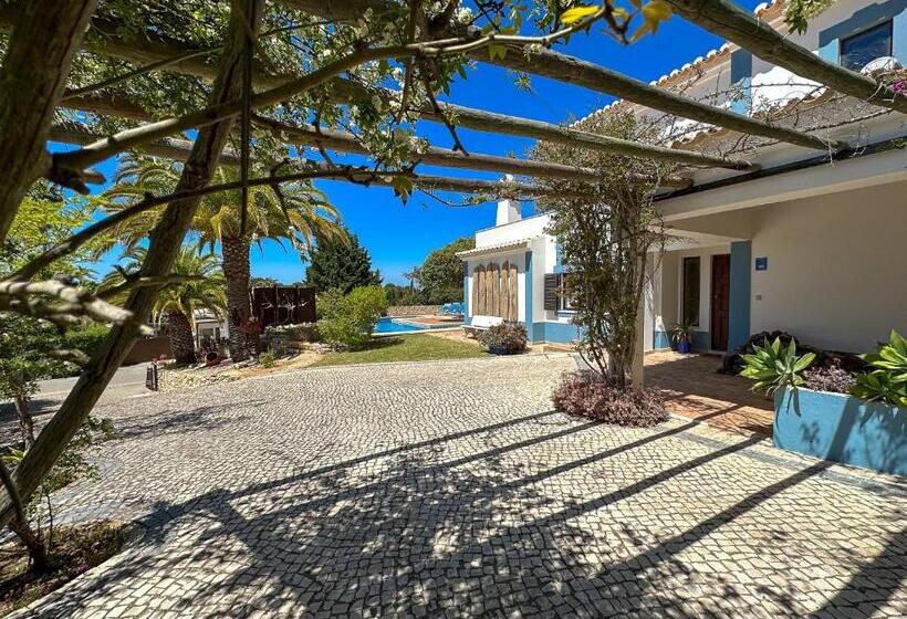 ویلای 4 خوابه, Quinta Do Rosal