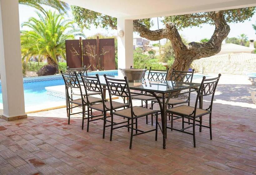 ویلای 4 خوابه, Quinta Do Rosal