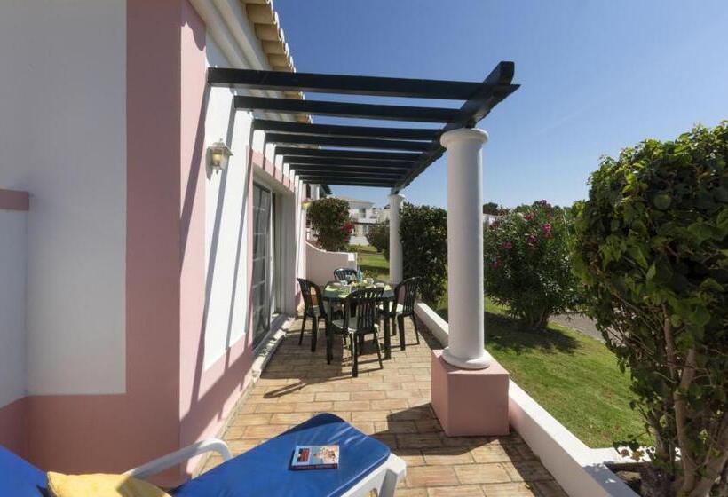 带花园景观和一个卧室的别墅, Quinta Do Rosal