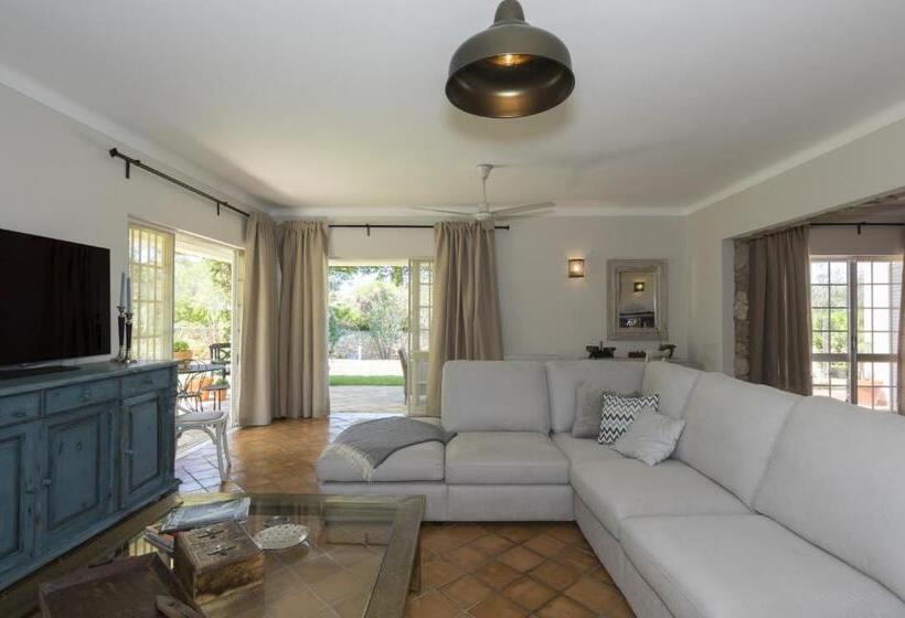 וילה סופריור 3 חדרים, Quinta Do Rosal