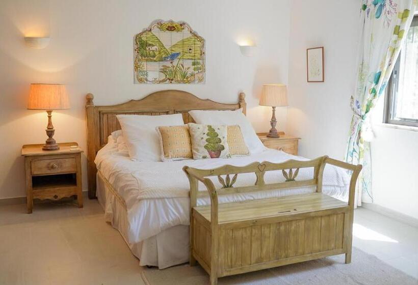 ویلای 4 خوابه, Quinta Do Rosal