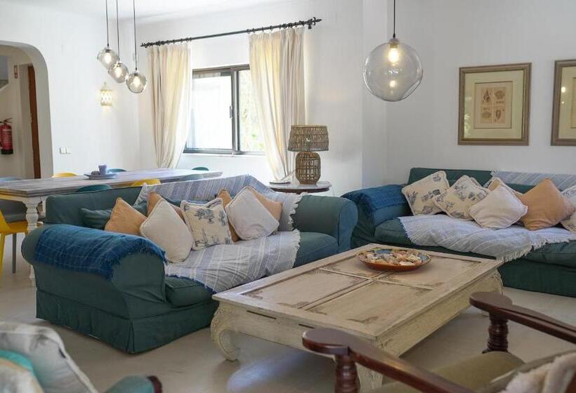 ویلای 4 خوابه, Quinta Do Rosal