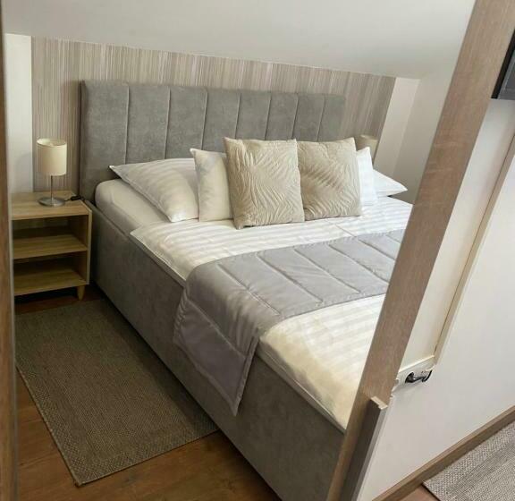 Номер Стандарт, Riviéra Apartmanok