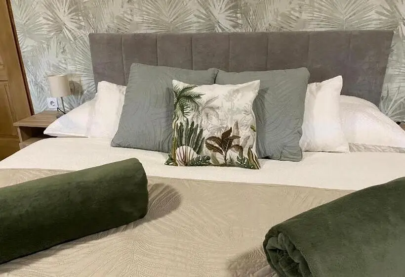 Huoneisto 1 Makuuhuone, Riviéra Apartmanok