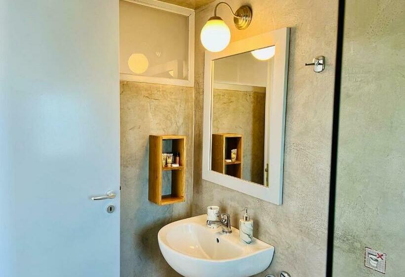 חדר סטנדרט, Tzavelitiko Home