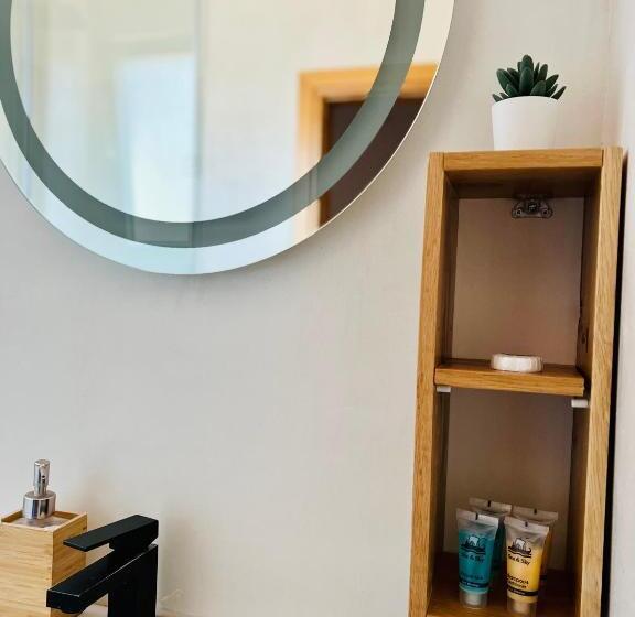 וילה דלוקס חדר שינה 1, Tzavelitiko Home