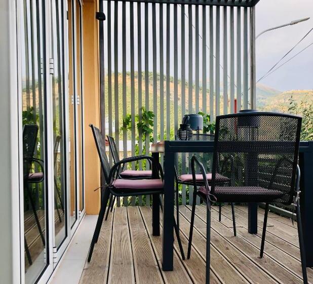 וילה דלוקס חדר שינה 1, Tzavelitiko Home