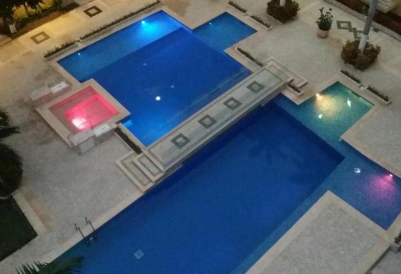 スタンダードスタジオ, Puerta Diamante Acapulco