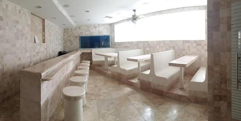 スタンダードスタジオ, Puerta Diamante Acapulco