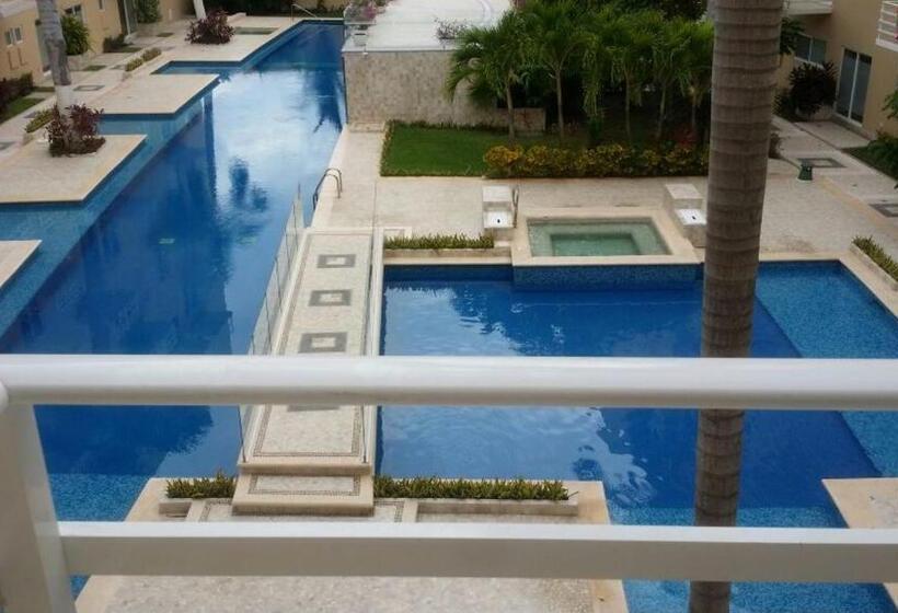 スタンダードスタジオ, Puerta Diamante Acapulco