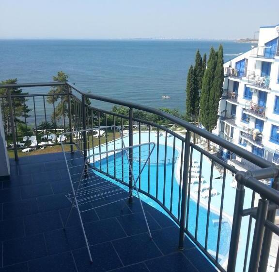 带海景及露台及1个卧室的公寓, Blue Bay Palace Apart Complex