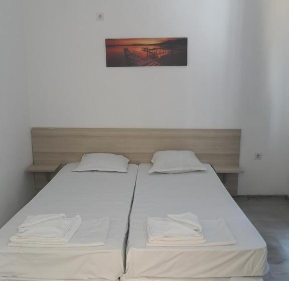Апартаменты 1 Спальня Нижний Этаж, Blue Bay Palace Apart Complex