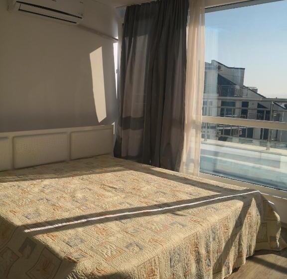 带3个卧室的公寓, Blue Bay Palace Apart Complex