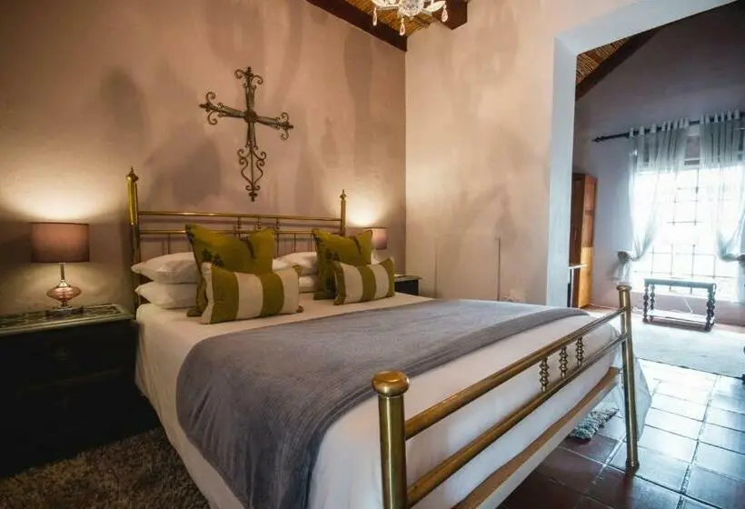 اتاق استاندارد, Cypress Cottage Guest House