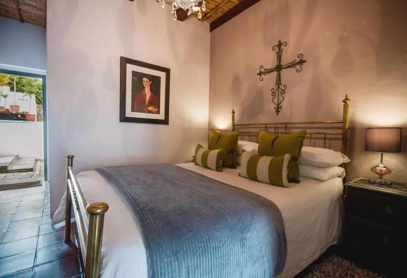 اتاق استاندارد, Cypress Cottage Guest House
