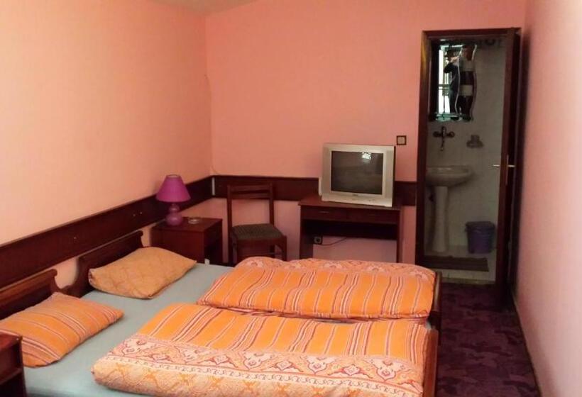 اتاق استاندارد, Guest House Gaja